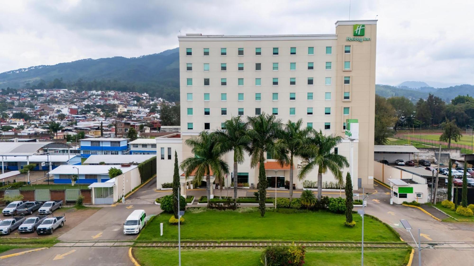 Holiday Inn Uruapan By Ihg Exterior foto
