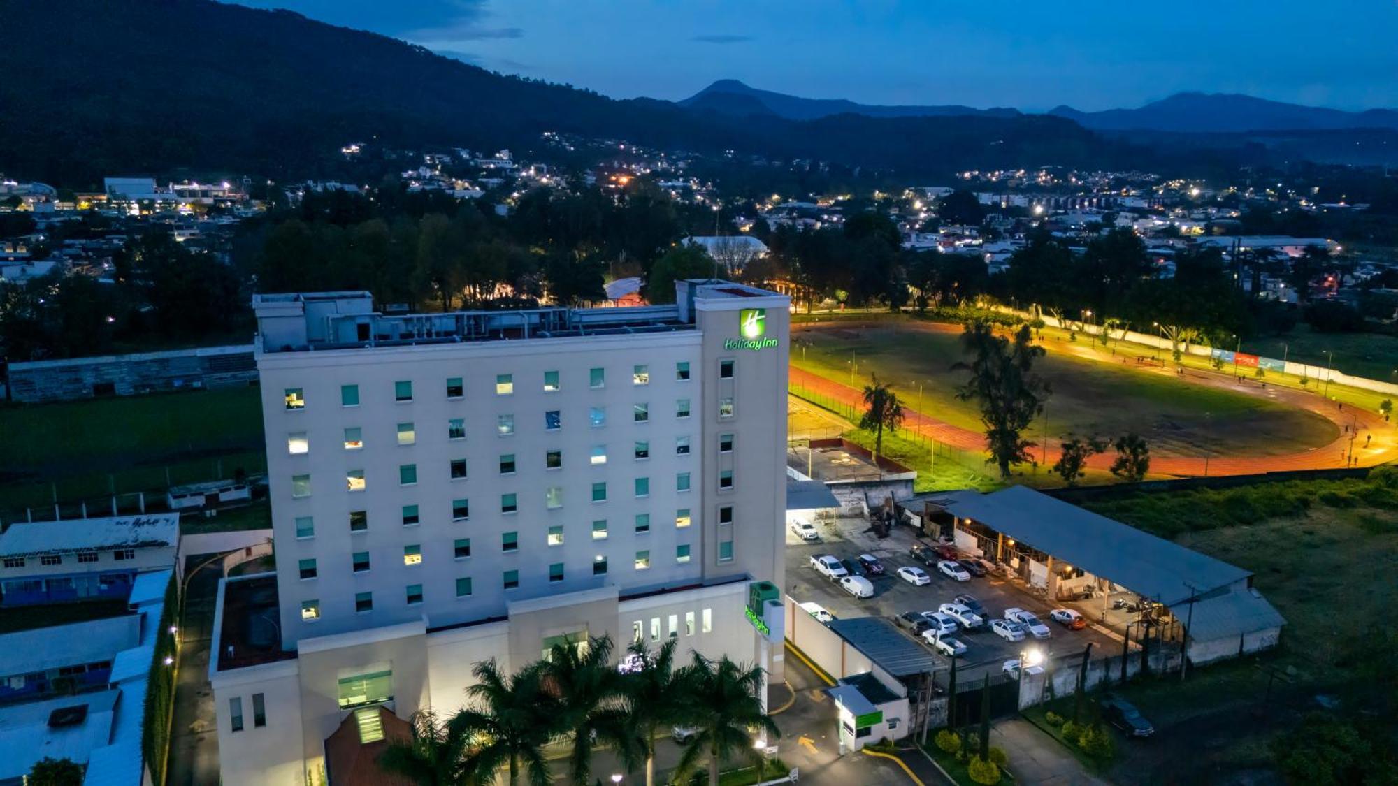 Holiday Inn Uruapan By Ihg Exterior foto