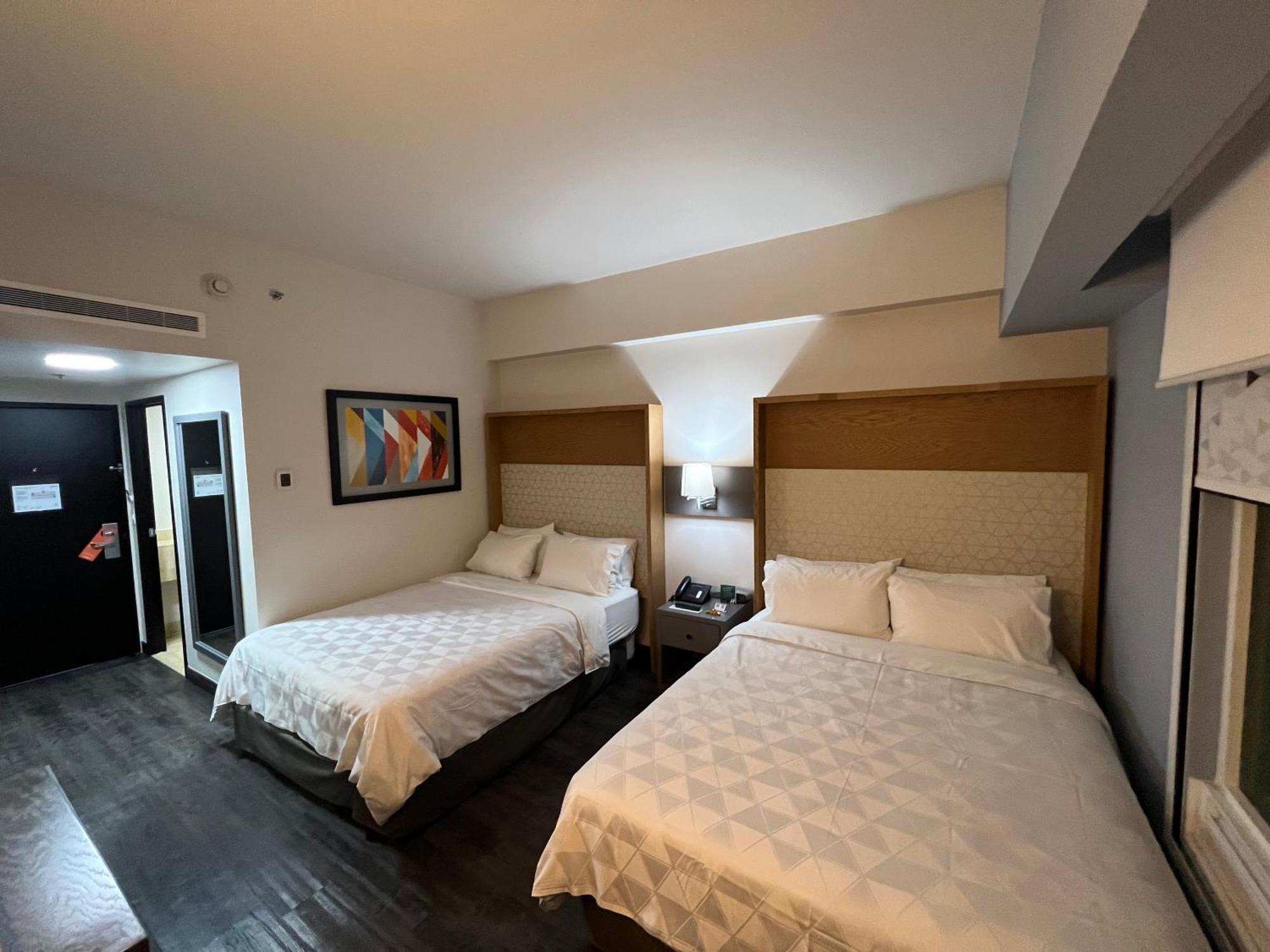 Holiday Inn Uruapan By Ihg Exterior foto