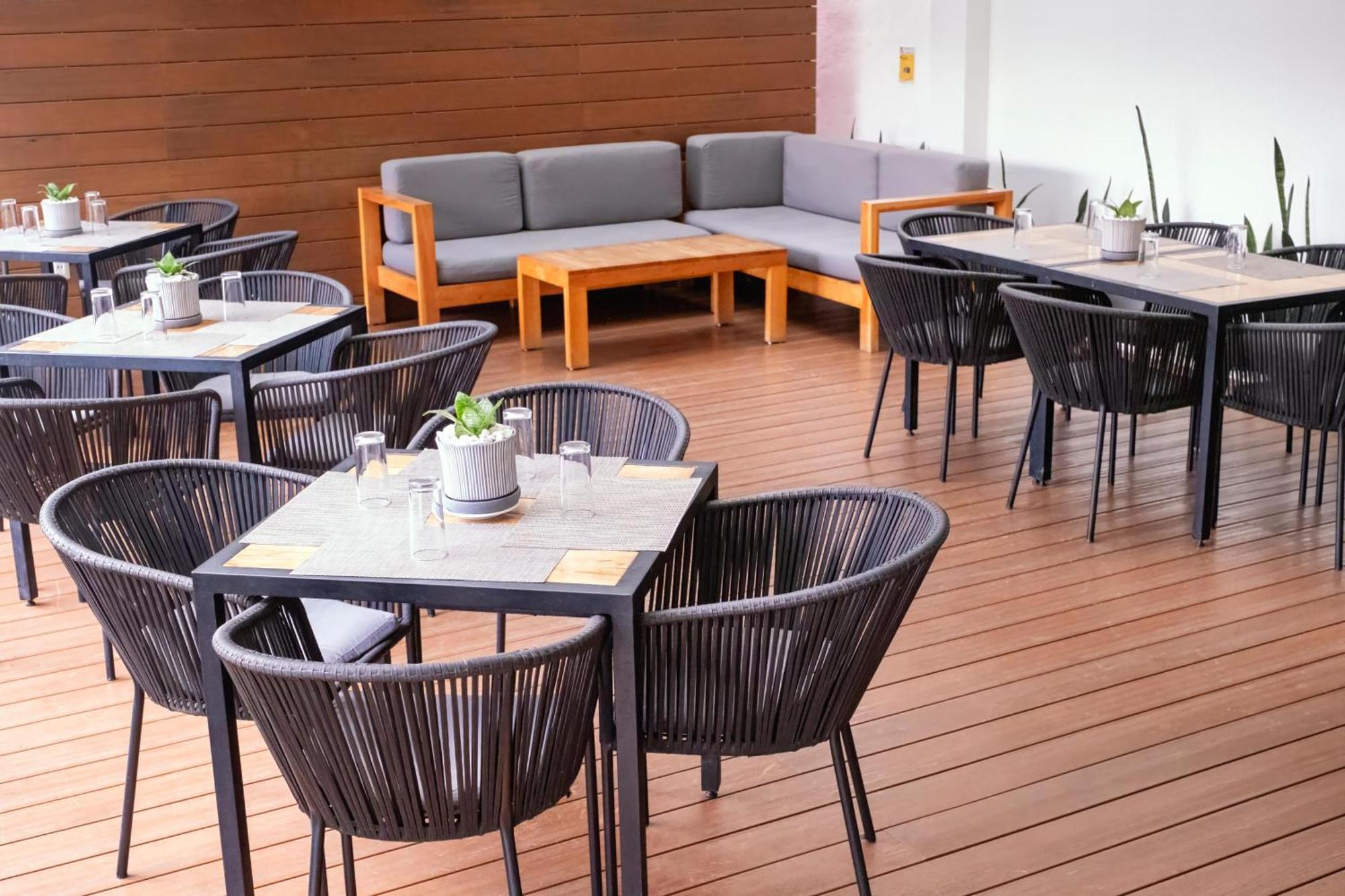 Holiday Inn Uruapan By Ihg Exterior foto